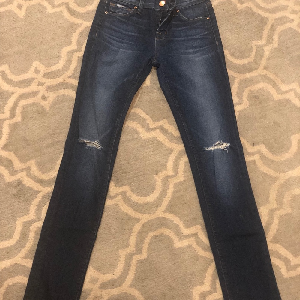 JBRAND distressed skinny blue jeans. Size 24
